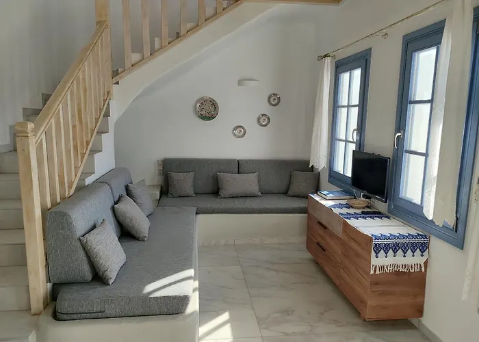 υδρία-κατοικίες Hydria-houses *