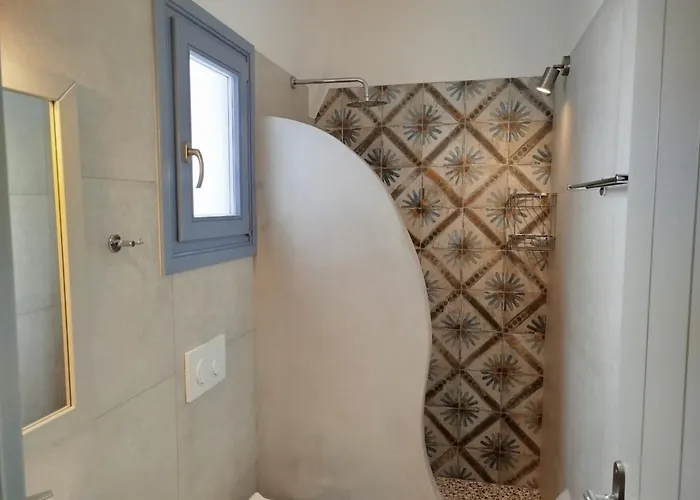 υδρία-κατοικίες Hydria-houses *