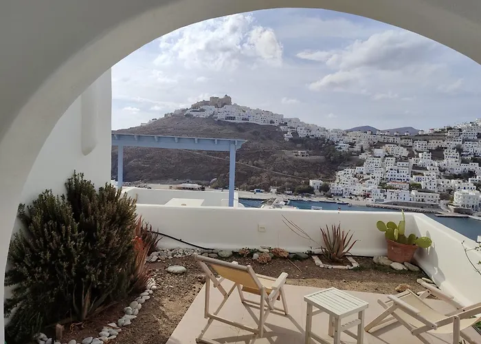 υδρία-κατοικίες Hydria-houses *