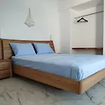 υδρία-κατοικίες Hydria-houses *