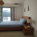 Holiday home υδρία-κατοικίες Hydria-houses *