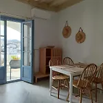 υδρία-κατοικίες Hydria-houses * Pera Gyalos