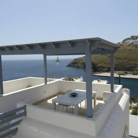 υδρία-κατοικίες Hydria-houses Vakantiehuis Pera Gyalos