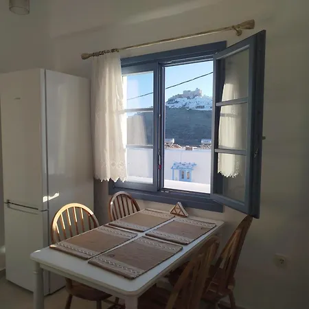 Holiday home υδρία-κατοικίες Hydria-houses