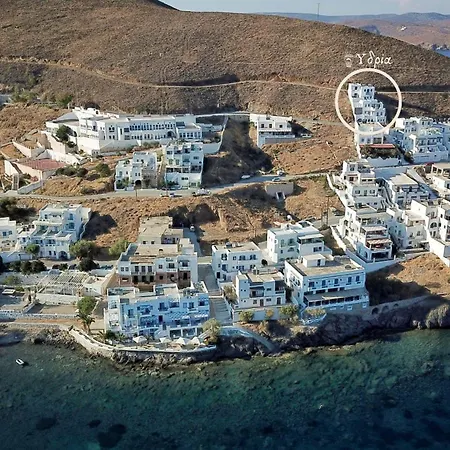 υδρία-κατοικίες Hydria-houses Pera Gyalos