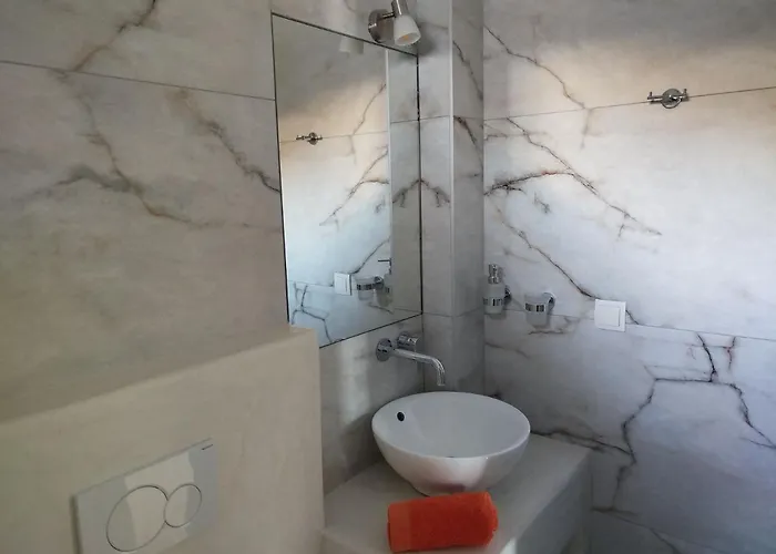 υδρία-κατοικίες Hydria-houses * Pera Gyalos