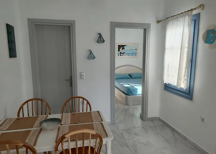 υδρία-κατοικίες Hydria-houses بيت للعطل