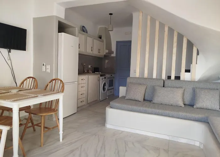 υδρία-κατοικίες Hydria-houses * Pera Gyalos