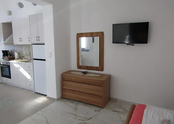 بيت للعطل υδρία-κατοικίες Hydria-houses Pera Gyalos