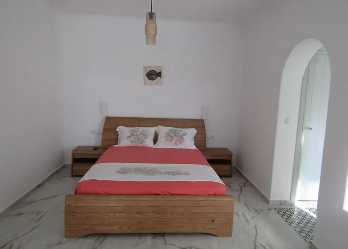 بيت للعطل υδρία-κατοικίες Hydria-houses Pera Gyalos